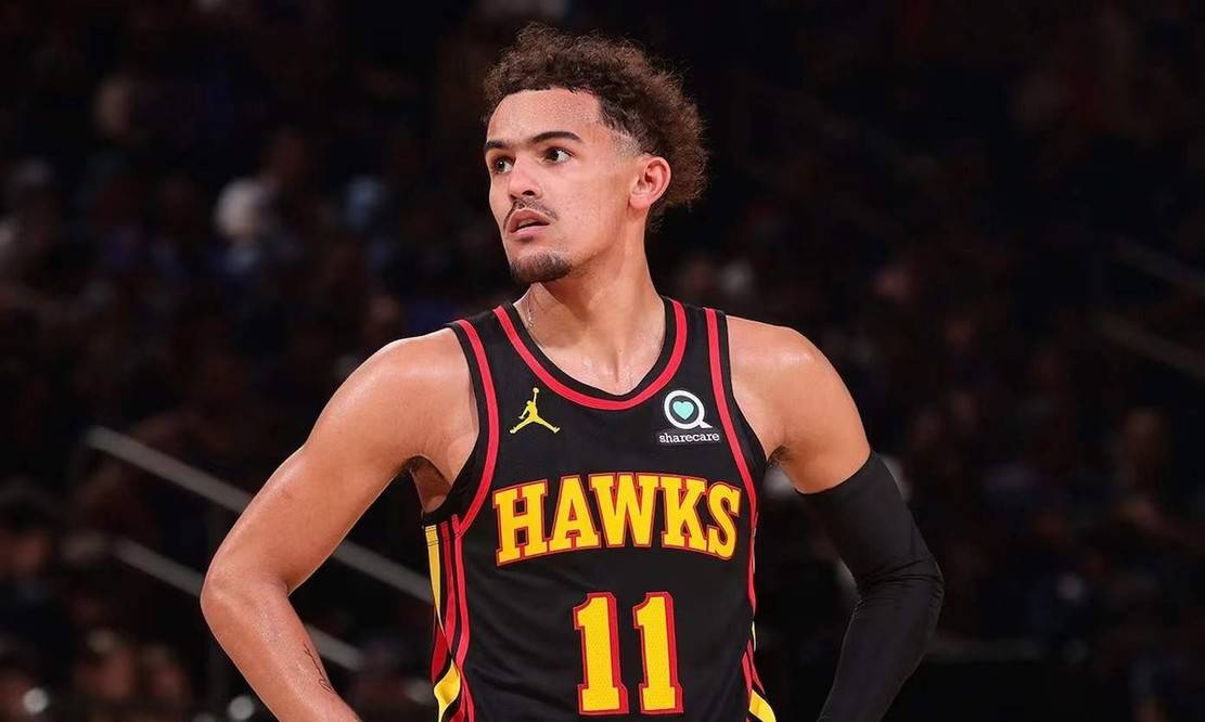 FPX观众热烈欢呼!,莱万多夫斯基迎来十赛季出色发挥上演精彩一战 FPX观众热烈欢呼!,莱万多夫斯基迎来十赛季出色发挥上演精彩一战