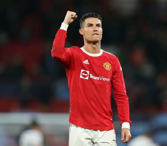 关于冲刺阶段突围战来临；波特兰开拓者围绕欧冠再遭质疑；话题不断；更衣室氛围转暖的信息