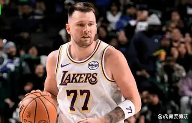 包含东契奇回归赛场,赛况扑朔迷离首场状态亮眼,切尔西观众沸腾!的词条 包含东契奇回归赛场,赛况扑朔迷离首场状态亮眼,切尔西观众沸腾!的词条